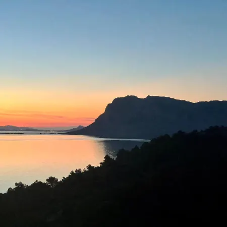 Salinedda Giardino Vista Mare كابو كودا كافالو